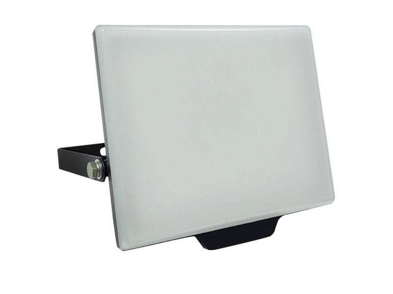 UltraTech LED reflektor 25000óra 30W, LITE, fekete, 4000K, 3000lm, 110°, IP65